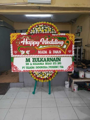 Papan Bunga di Nglongsor Tugu