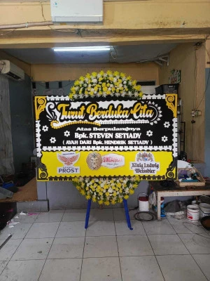 Papan Bunga di Nglongsor Tugu
